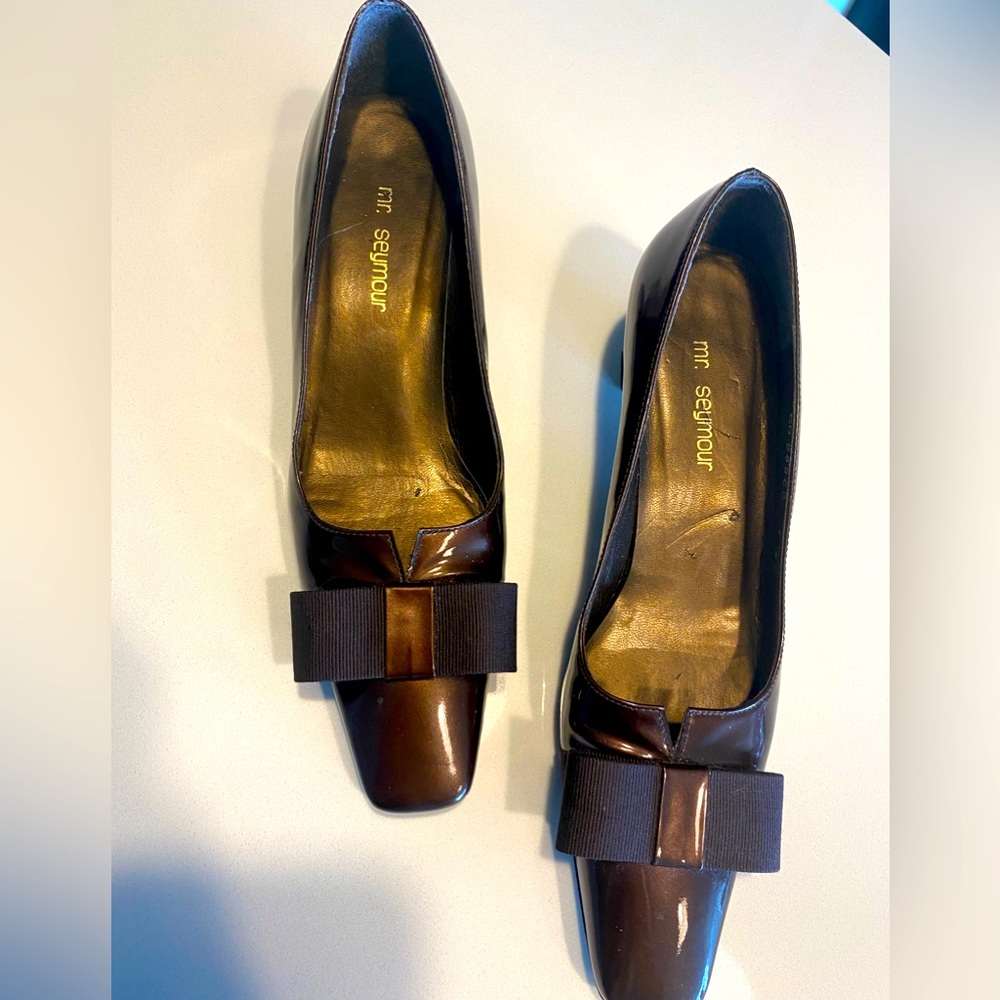 Vintage Mr. Seymour chocolate brown kitten heels